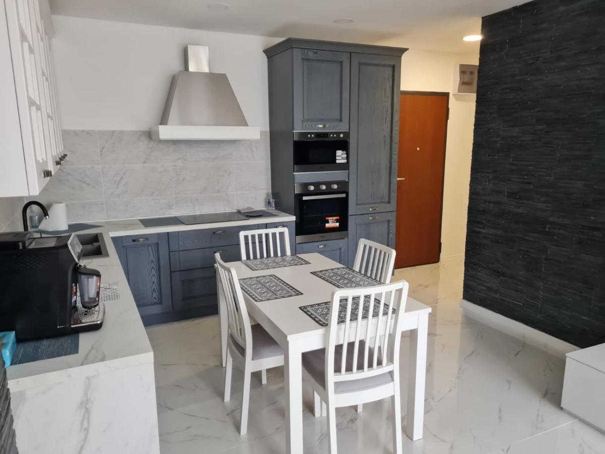 Apartament Marina Julia Zewnętrze zdjęcie